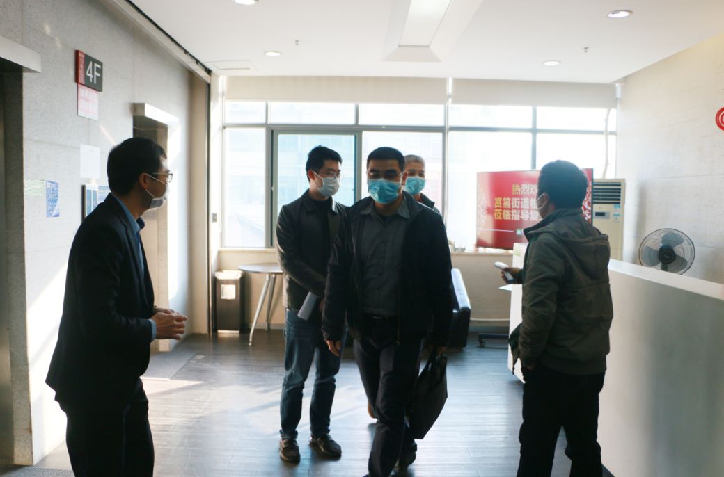 万众一心，携手抗疫 | 筼筜街道主任苏克一行莅临九游老哥J9俱乐部指导复工情况